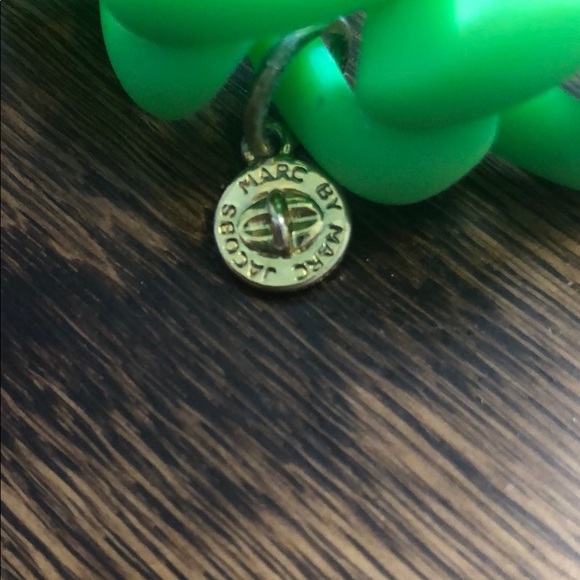 MARC BY MARC JACOBS never worn neon bracelet. - Picture 2 of 4